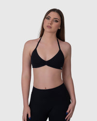 Shop Lily Form Backless Bra, црна боја: халтер градник со отворен грб – поглед од напред