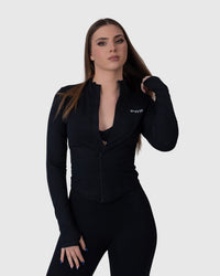 Shop Lily Form Zip Jacket, црна боја: прилепена спортска јакна со патент – поглед од напред
