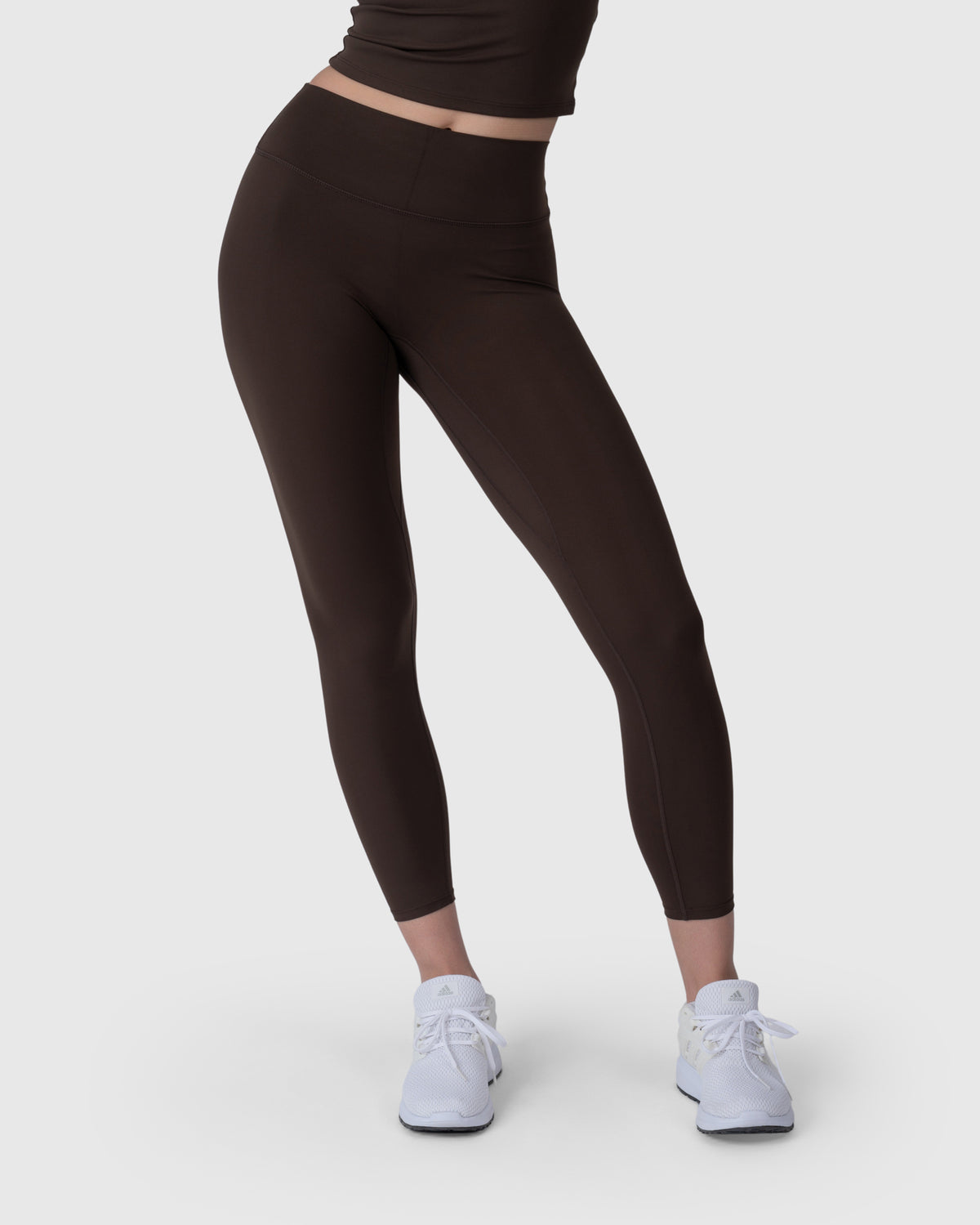 Shop Lily Align Soft High Waisted Leggings, боја еспресо: хеланки со висок струк – поглед од напред