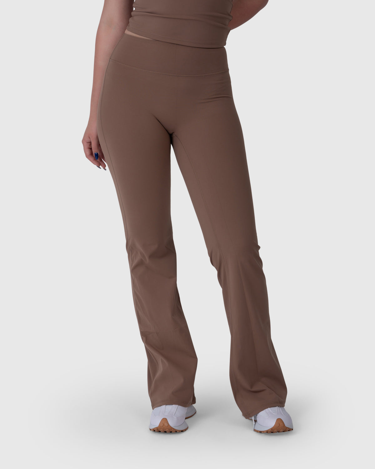 Align Soft Flared Leggings, боја карамела – поглед од напред (друг агол)