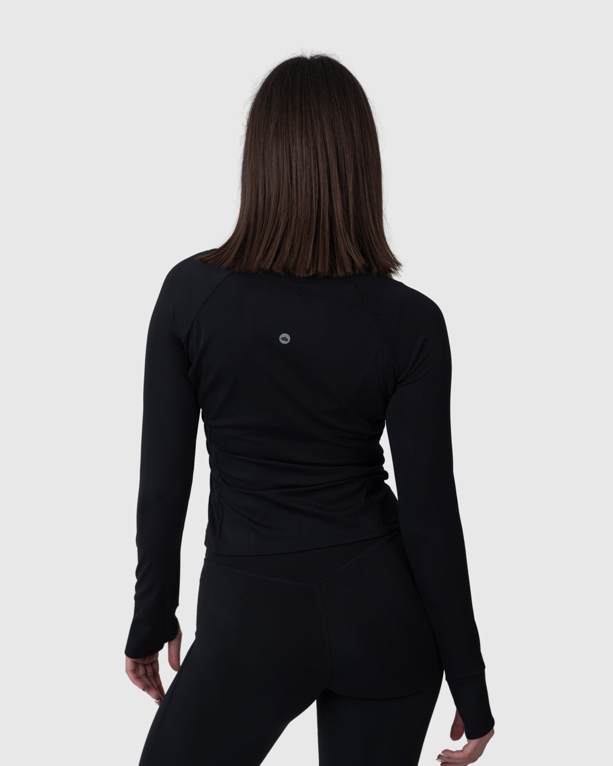 Align Soft Sculpt Jacket, црна боја – поглед од назад