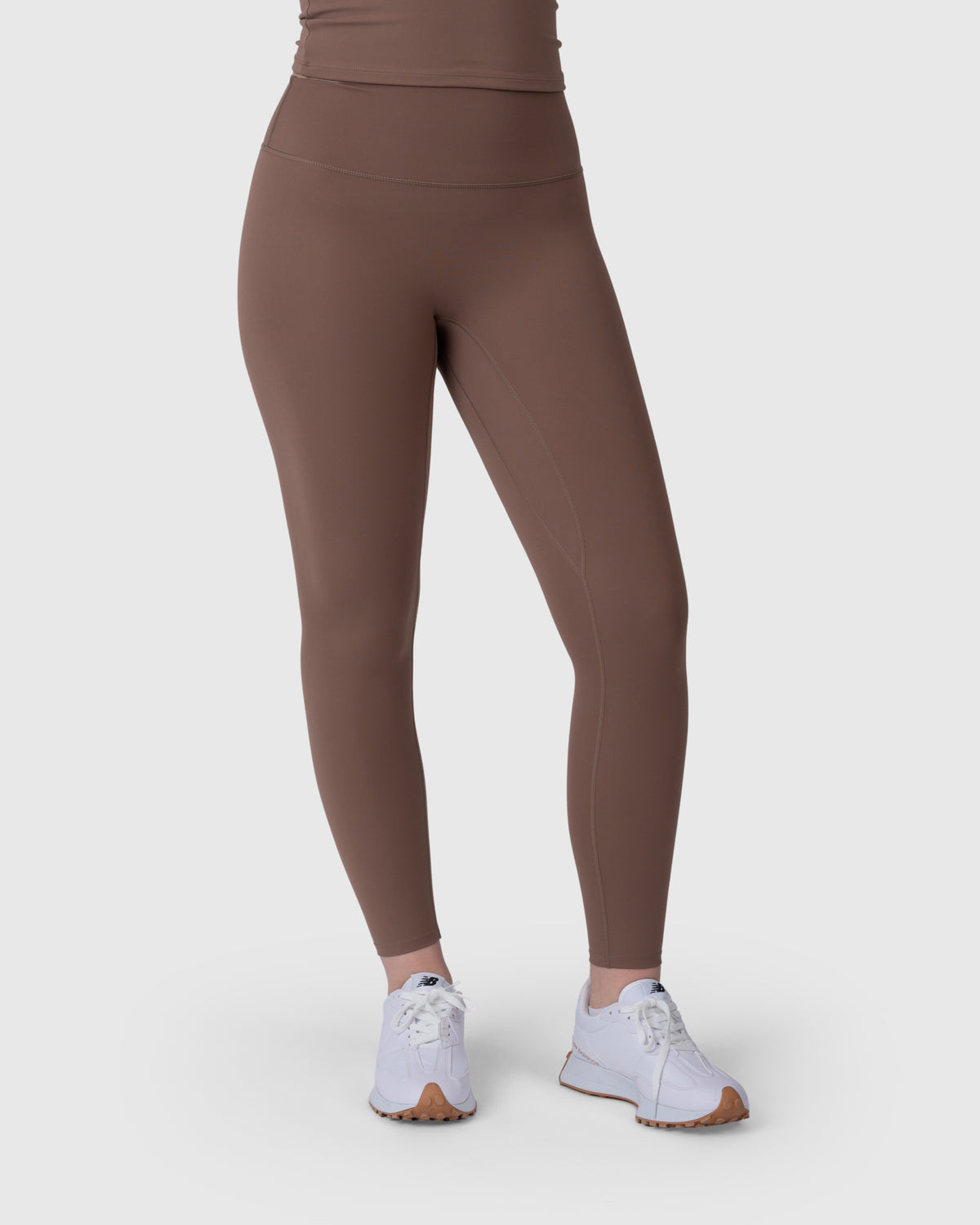 Shop Lily Align Soft High Waisted Leggings, боја карамела: хеланки со висок струк – поглед од напред