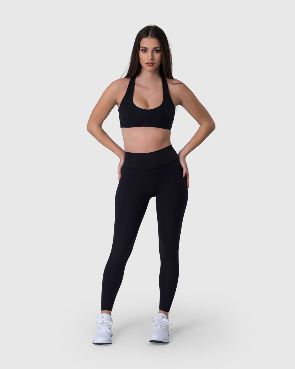 Shop Lily Core Leggings, црна боја: бесшевни хеланки со висок струк – цела фигура, поглед од напред